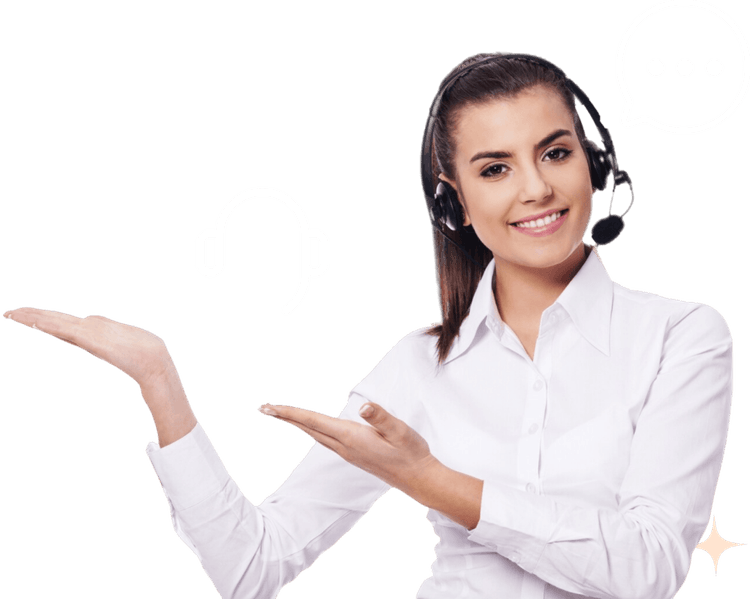 Mulher sorrindo usando fones de ouvido e camisa social.